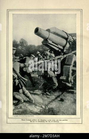 Die Deutschen refortifying Antwerp aus dem Buch The Story of the Great war; die vollständigen historischen Aufzeichnungen der Ereignisse bis dato VON REYNOLDS, Francis Joseph, 1867-1937; Churchill, Allen Leon; Miller, Francis Trevelyan, 1877-1959; Wood, Leonard, 1860-1927; Knight, Austin Melvin, 1854-1927; Palmer, Frederick, 1873-1958; Simonds, Frank Herbert, 1878-; Ruhl, Arthur Brown, 1876. Band II Veröffentlicht 1920 Stockfoto