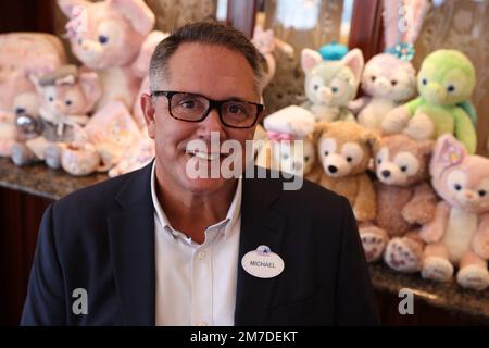 Michael Moriarty ist Geschäftsführer des Hong Kong Disneyland Resort (HKDL) und posiert für ein Foto im Disneyland Hotel in Lantau. 21DEC22 SCMP / Mai Tse Stockfoto