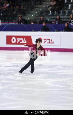 Turin, Italien. 08. Dezember 2022. Shoma Uno (JPN) tritt während des MEN-SHORT-PROGRAMMS des ISU Grand Prix des Eiskunstlauf-Finales Turin in Palavela auf. (Foto: Davide Di Lalla/SOPA Images/Sipa USA) Guthaben: SIPA USA/Alamy Live News Stockfoto