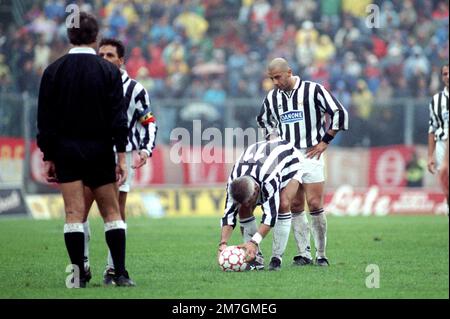 HURRA' JUVENTUS N. 4 - 2007 GIANLUCA VIALLI GIORGIO CHIELLINI