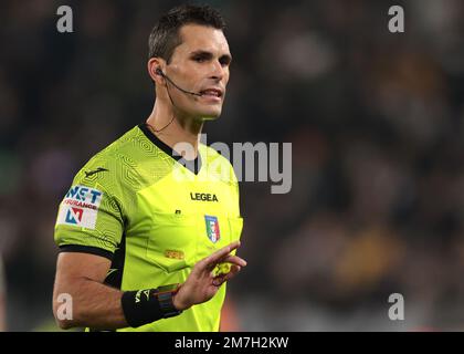 Turin, Italien, 7. Januar 2023. Der Schiedsrichter Matteo Marchetti beim Spiel der Serie A im Allianz-Stadion, Turin. Der Bildausdruck sollte lauten: Jonathan Moscrop/Sportimage Stockfoto