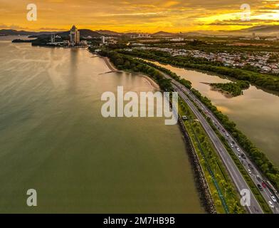 Kota Kinabalu's Likas Expressweg Stockfoto