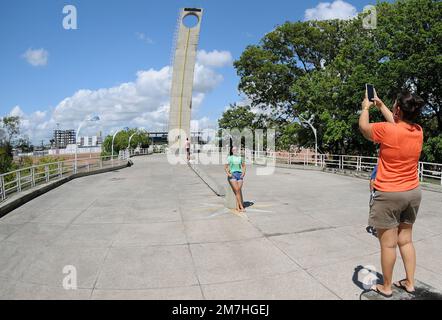 Macapá,Amapá,Brasilien,12. November 2021. Marco Zero Touristendenkmal, das sich in der Stadt Macapá befindet, um die genaue Passage der Äquatorlinie Dividi zu markieren Stockfoto