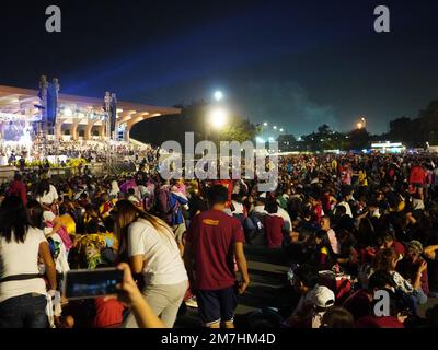 Manila, Philippinen. 08. Januar 2023. Etwa 370.000 katholische Anhänger nahmen an einem Fest des Schwarzen Nazarenen auf den Manila Philippinen Teil. (Foto von Sherbien Dacalanio/Pacific Press) Kredit: Pacific Press Media Production Corp./Alamy Live News Stockfoto