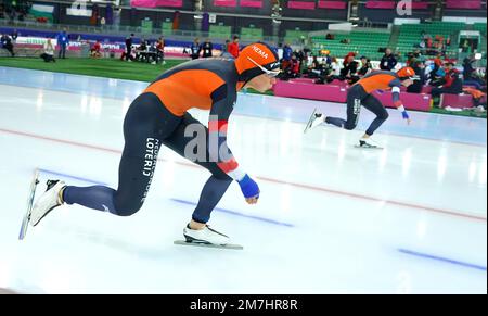 Jutta Leerdam (NED) und Femke Kok (NED), 500m Frauen, während der ISU European Speed Skating Championships in der Hamar Olympic Hall in Hamar, Norwegen Foto von SCS/Soenar Chamid/AFLO (HOLLAND OUT) Stockfoto