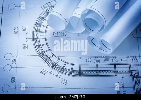 Rollen von Bauplänen Gebäude- und Architekturkonzept Stockfoto