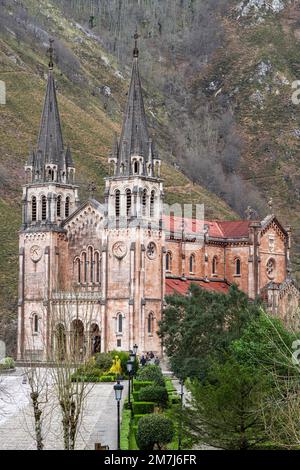 Basilica de Santa Maria la Real de Covadonga, Covadonga, Asturien, Spanien Stockfoto