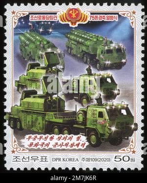 2020 Nordkorea-Stempel. Die Militärparade feierte den 75. Jahrestag der Gründung der Arbeiterpartei Koreas. Stockfoto