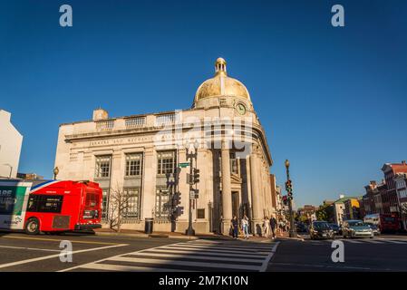 Riggs Bank, Georgetown, ein historisches Viertel, und Handels- und Unterhaltungsviertel, Washington, D.C., USA Stockfoto