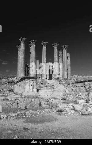 Blick über den Artemistempel in Jerash, Jordanien, Naher Osten Stockfoto