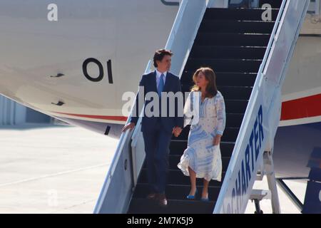 Mexiko-Stadt, Mexiko. 09. Januar 2023. 09. Januar 2023 in Mexiko-Stadt, Mexiko: Der kanadische Premierminister Justin Trudeau und seine Frau Sophie Gregoire Trudeau kommen am Felipe Angeles International Airport an, um an den Führern des North America Summit 10. teilzunehmen. Am 09. Januar 2023 in Mexico City, Mexiko. (Foto: Carlos Santiago/Eyepix Group/Sipa USA) Guthaben: SIPA USA/Alamy Live News Stockfoto