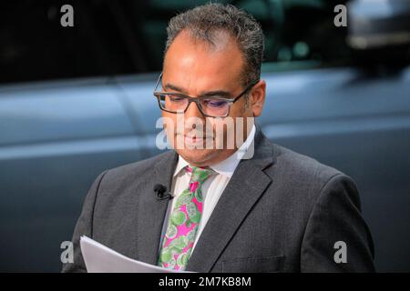 Krishnan Guru-Murthy, britisch-asiatischer Journalist und Channel-4-Nachrichtensprecher, Nahaufnahme, Gesicht Stockfoto