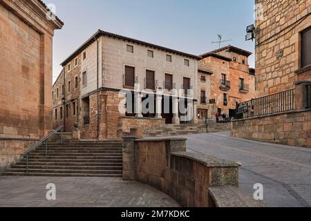 Das Dorf Santo Domingo de Silos. In der Provinz Burgos. Spanien Stockfoto