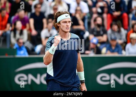 Russischer Profi-Tennisspieler Andrey Rublev anlässlich des Tennisturniers Roland-Garros 2022 am 24. Mai 2022 Stockfoto