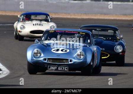 Mike Whitaker, TVR Griffith, Masters Historic Racing, Internationale Trophäe für klassische GT Cars vor '66, ein fünfzigminütiges Rennen mit obligatorischem Pitstop Stockfoto