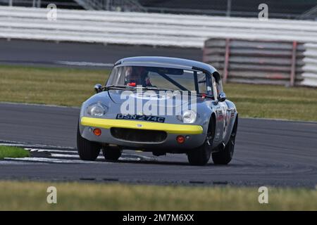 Billy Nairn, Carl Nairn, Lotus Elan 26R, Masters Historic Racing, Internationale Trophäe für klassische GT Cars vor '66, ein fünfzigminütiges Rennen mit einem Compuls Stockfoto