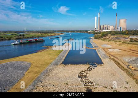 Dinslaken, Voerde, Nordrhein-Westfalen, Deutschland - Emschermündung in den Rhein. Baustelle der neuen Emschermündung vor der Stockfoto