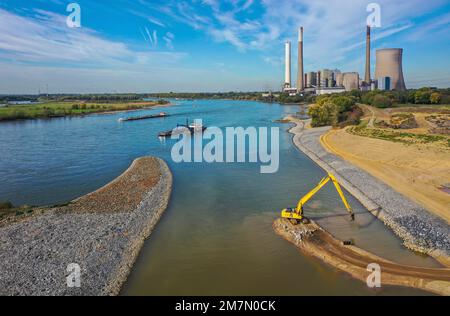 Dinslaken, Voerde, Nordrhein-Westfalen, Deutschland - Emschermündung in den Rhein. Baustelle der neuen Emschermündung vor der Stockfoto