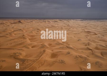 Haradh, Saudi-Arabien - 10. Januar 2023, Landschaft während der Stage 9 des Dakar 2023 zwischen Riad und Haradh, am 10. Januar 2023 in Haradh, Saudi-Arabien - Foto: Eric Vargiolu/DPPI/LiveMedia Stockfoto