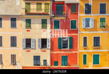 Traditionelle Häuser Fassade, Portofino, Ligurien, Italien Stockfoto