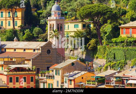 Blick auf das historische Viertel, Portofino, Ligurien, Italien Stockfoto