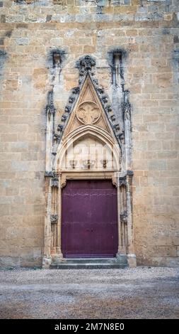 Kathedrale Saint Just und Saint Pasteur in Narbonne. Im gotischen Stil gebaut. Baubeginn 1272. Denkmal-Historie. Stockfoto