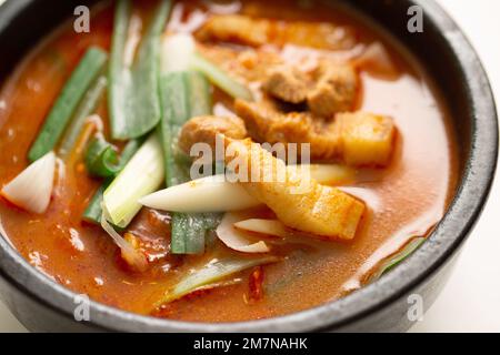 Schweinefleisch und Kimchi-Eintopf, koreanisches Essen Stockfoto