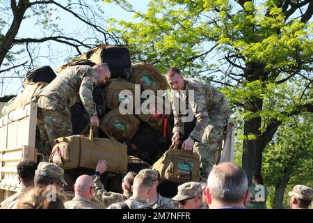 USA Soldaten mit 1. Staffel, 104. Kavallerie-Regiment, 2. Infanterie-Brigaden-Kampfteam kommen nach einem einjährigen Einsatz in Ägypten als Teil der Multinational Force & Observators und der Task Force Sinai nach Hause. Stockfoto