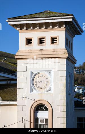 Europa, Großbritannien, England, Devon, Kingswear Station mit historischem Uhrenturm Stockfoto