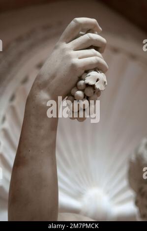 antike römische Statuen in der permanenten Ausstellung im Palazzo Gristi Museum, Venedig Stockfoto