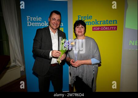 Torsten Herbst (MdB und parlamentarischer Geschäftsführer der Bundestagsfraktion) und Kreisrätin Kristin Schütz beim Neujahrsempfang der FDP Görlitz i Stockfoto