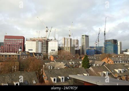Gebäude im Bau auf dem neuen King's Cross Estate nahe Camden in London, 2023. Stockfoto