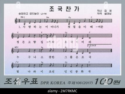 2017 Nordkorea Stempelsatz: Nationale Flora und Fauna Nordkoreas. Mit Notation und Texten für das Lied Hymn to the Motherland. Stockfoto