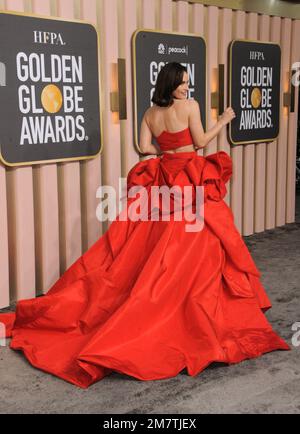 Beverly Hills, Kalifornien. 10. Januar 2023. Lily James bei Ankunft für 80. jährliche Golden Globe Awards - Ankunft, Beverly Hilton Hotel, Beverly Hills, CA 10. Januar 2023. Kredit: Elizabeth Goodenough/Everett Collection/Alamy Live News Stockfoto