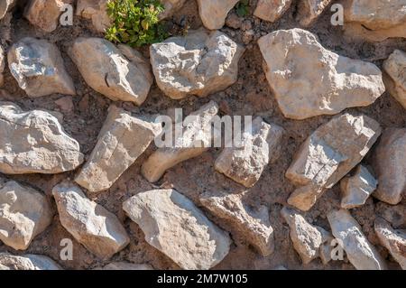 Baubeispiel, Opus spicatum, Mauerwerk, römische und mittelalterliche Zeiten, Schloss Ulldecona, Katalonien, Spanien Stockfoto