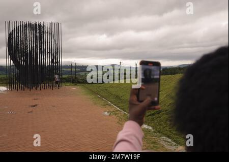 Die Nelson Mandela Capture Site erinnert an die Verhaftung von Nelson Mandela durch die Apartheid-Sicherheitskräfte im Jahr 1962 in der Nähe von Howick, Südafrika Stockfoto