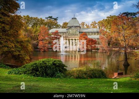 Palacio de Cristal, Buen Retiro Park, Madrid, Spanien Stockfoto