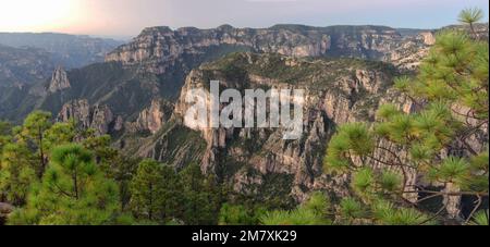 Mexiko, Chihuahua, Sierra Madre Occidental, Copper Canyon, Divisadero Stockfoto