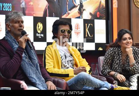 11. Januar 2023, Kolkata, Westbengalen, Indien: Pressekonferenz des bevorstehenden Bollywood-Films „Lakadbaggha“ im Roots. Schauspieler Anushman Jha, Milinnd Soman und Schauspielerin Ridhi Dogra waren dort. Es ist Indiens erster Actionfilm über einen Selbstjustizler. (Kreditbild: © Sayantan Chakraborty/Pacific Press via ZUMA Press Wire) NUR REDAKTIONELLE VERWENDUNG! Nicht für den kommerziellen GEBRAUCH! Stockfoto