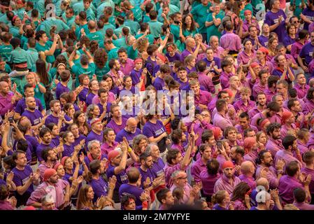 Concurs de Castells de Tarragona 2022 (Wettbewerb Tarragona Castells). Sonntagswettbewerb. Moixiganguers d'Igualada (Tarragona, Katalonien, Spanien) Stockfoto