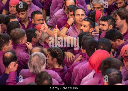 Concurs de Castells de Tarragona 2022 (Wettbewerb Tarragona Castells). Sonntagswettbewerb. Moixiganguers d'Igualada (Tarragona, Katalonien, Spanien) Stockfoto