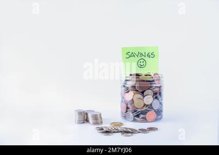 Sparfonds-JAR für Renovierungen Budget-Konzept isoliert auf weißem Hintergrund Stockfoto