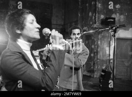 Philippe Gras / Le Pictorium -  Bea Benjamin -  24/11/2022  -  France / Ile-de-France (region) / Paris  -  Bea Benjamin, Dollar Brand Concert, Bouffes du Nord, 14 October 1977 Stockfoto