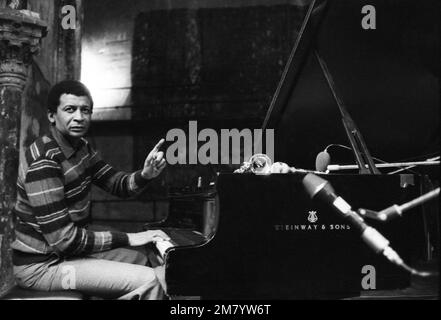 Philippe Gras / Le Pictorium -  Abdullah Ibrahim (Dollar Brand) -  24/11/2022  -  France / Ile-de-France (region) / Paris  -  Abdullah Ibrahim (Dollar Brand), Dollar Brand Concert, Bouffes du Nord, 14 October 1977 Stockfoto