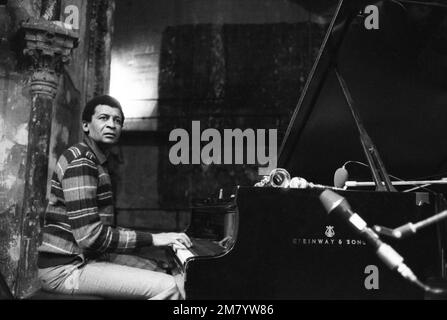 Philippe Gras / Le Pictorium -  Abdullah Ibrahim (Dollar Brand) -  24/11/2022  -  France / Ile-de-France (region) / Paris  -  Abdullah Ibrahim (Dollar Brand), Dollar Brand Concert, Bouffes du Nord, 14 October 1977 Stockfoto