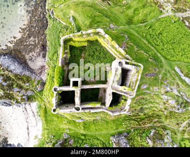 Atemberaubendes Schloss Tioram, Ardnamurchan-Halbinsel, Schottisches Hochland Stockfoto