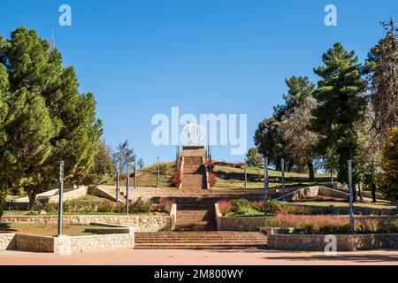 Königliches Denkmal im Park des gebirgigen Ifrane, Marokko Stockfoto