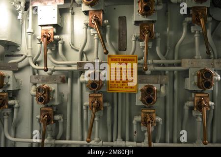 Mechanische Details in einem Oldtimer-Flugzeugträger USS Levington in Corpus Christi, Texas Stockfoto