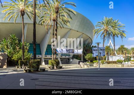 Anaheim, CA, USA – 1. November 2022: Die Anaheim Convention Center Arena ist Austragungsort der Overwatch League Finals 2022 in Anaheim, Kalifornien. Stockfoto