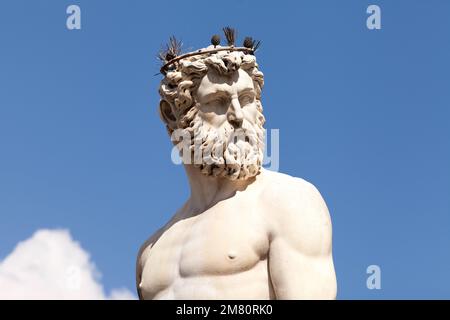 FLORENZ, ITALIEN, AM 25. AUGUST 2014. Nahaufnahme des oberen Teils von Neptun auf der Piazza della Signoria. Editorial use. Stockfoto
